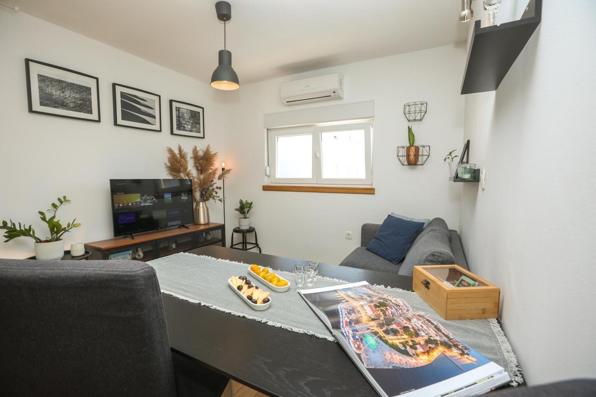 Home Sweet Apartments ซาดาร์ ภายนอก รูปภาพ
