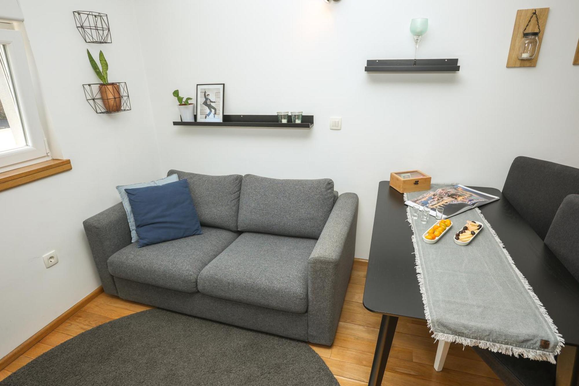 Home Sweet Apartments ซาดาร์ ภายนอก รูปภาพ